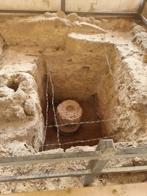 Muang Boran Dong Lakhon