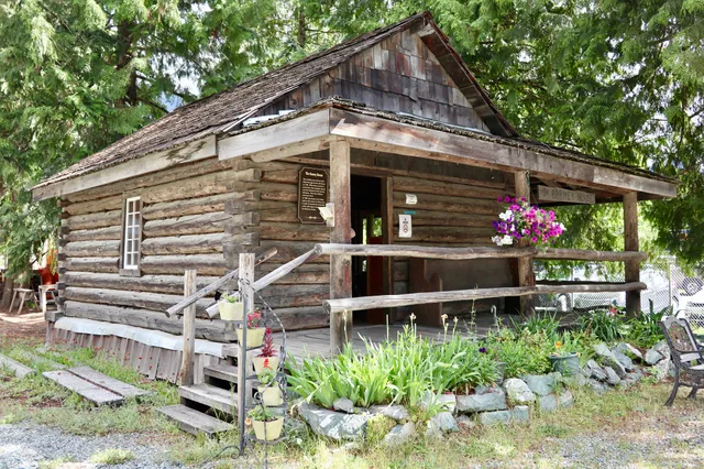 Pemberton & District Museum & Archives Society