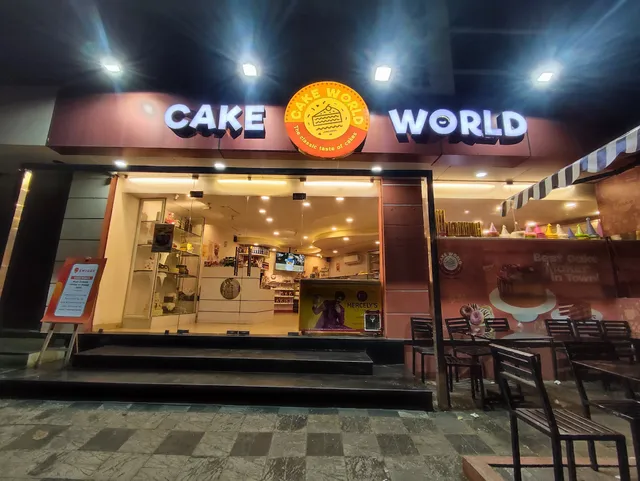 Cake World