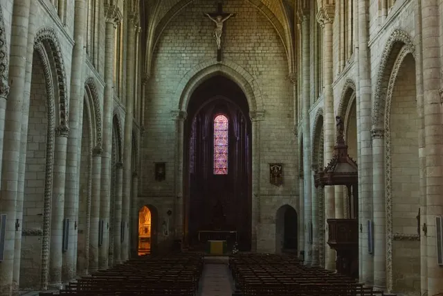 Cloître et Abbaye du Ronceray