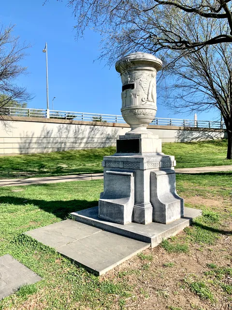 Cuban Friendship Urn