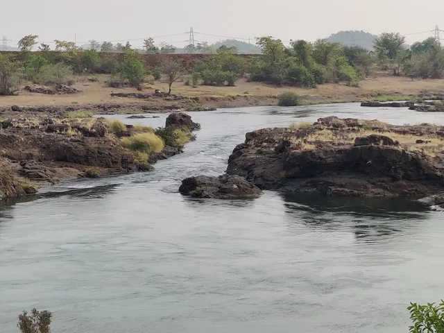Bhatsa River waterfall