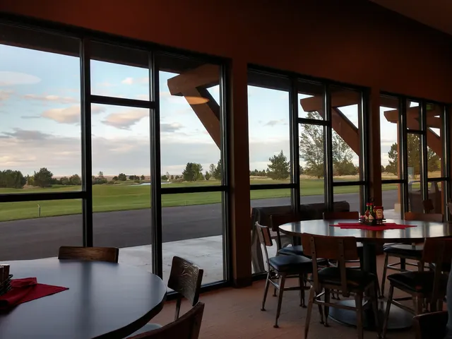 Clubhouse Grill at Wildhorse Resort & Casino