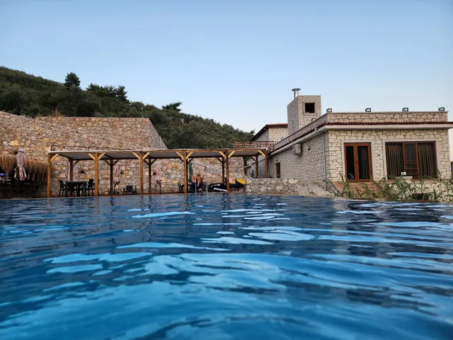 Sihirli Bahçe Otel & Havuz Beach & Restaurant