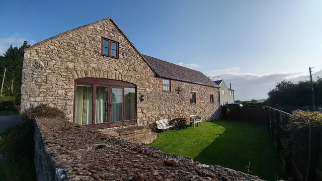 Pen-y-cefn Farm Cottages