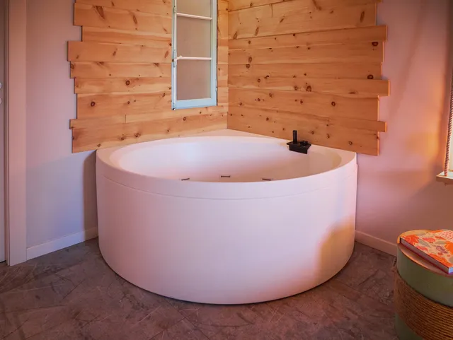 Guest house Red House Pesina