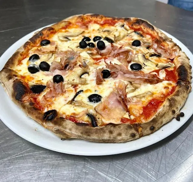 Royal Caffè & Pizzeria Bovalino