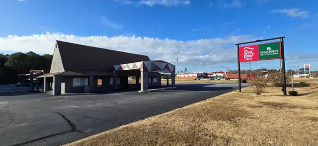 HomeTowne Studios LaGrange