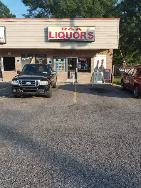 State Line Liquors