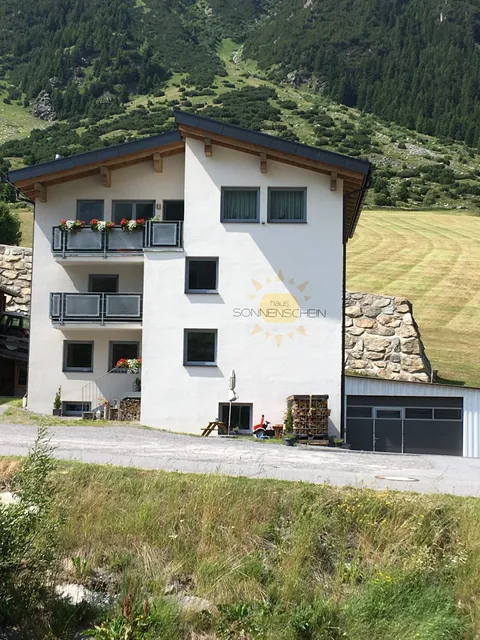 Haus Sonnenschein