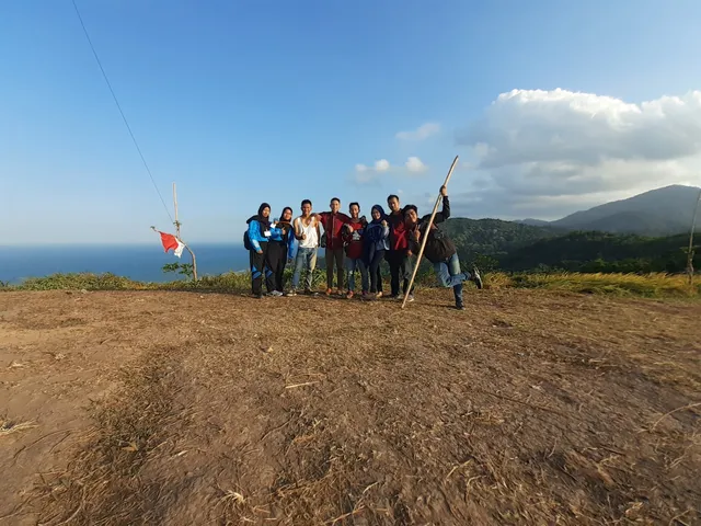 Bukit Mamake Sarang Tiung