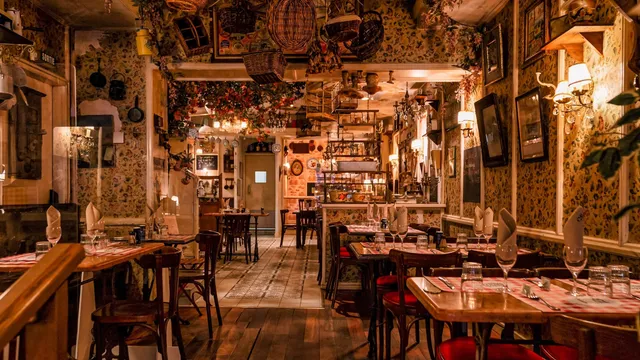 Le bouche à oreille