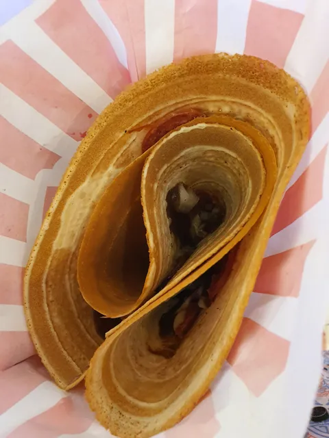 Hot & Roll @ Mitsui Outlet Park KLIA