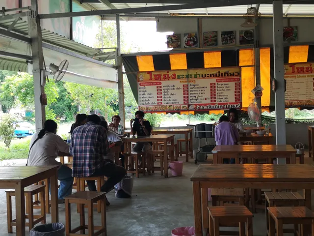 บะหมี่โหน่งชะชะช่า สาขาวัดไร่แตงทอง