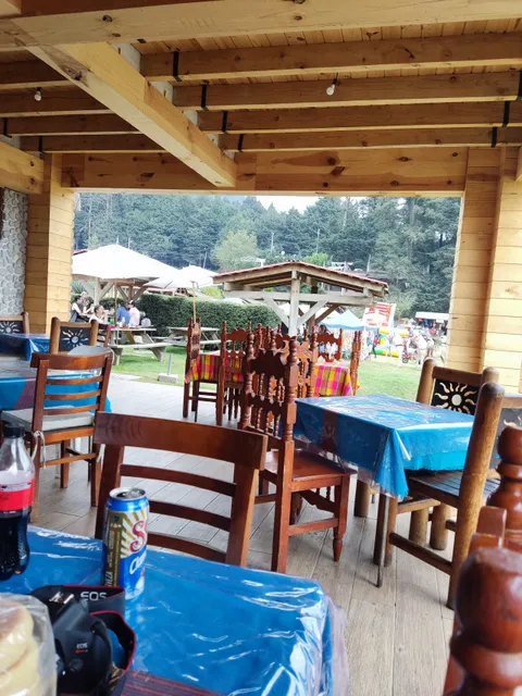 Restaurante Bar - Cabaña Los Pinos