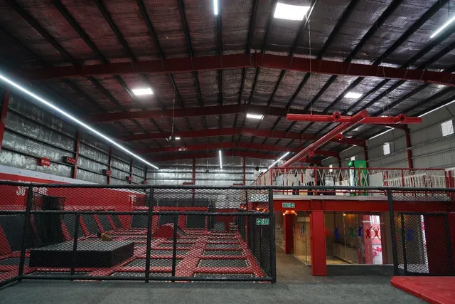Supreme Trampoline Park