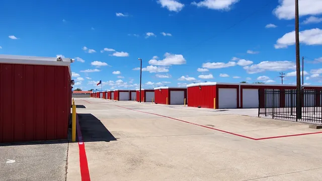 Big Red Barn Self Storage | Killeen