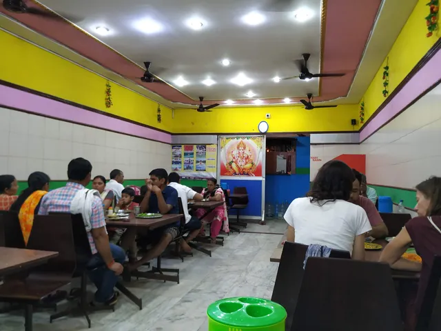 Shri Punjabi Dhaba