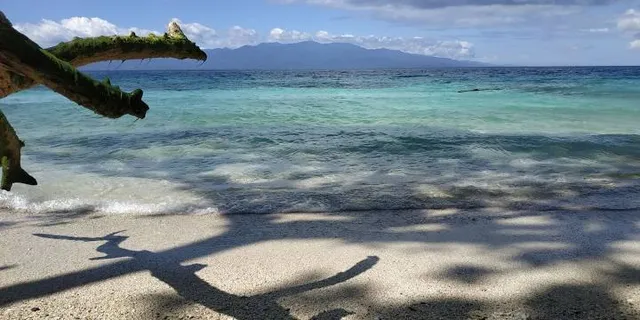 Pantai Liang
