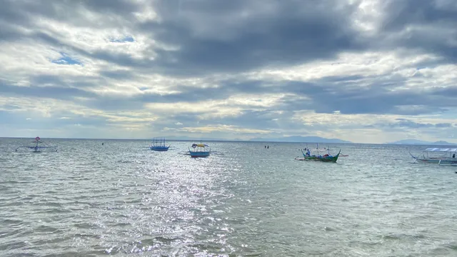 Perez white beach resort