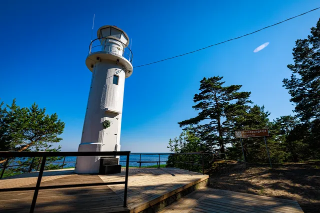 Rannapungerja Lighthouse