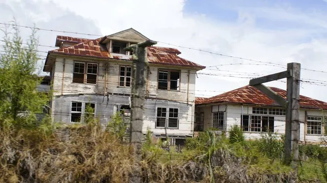Carlos Durán Sanitarium Viewpoint