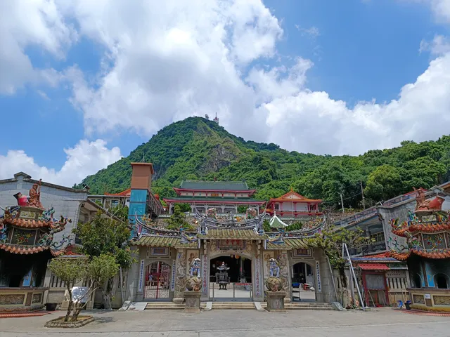 Huoshan Biyun Temple