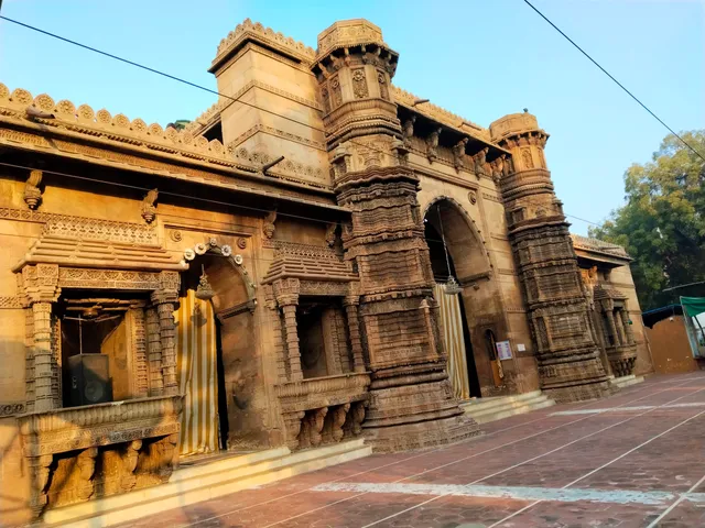 Rani Rupamati Ki Masjid Mirzapur