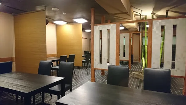 梅玉旅館 食事処 片しぼ