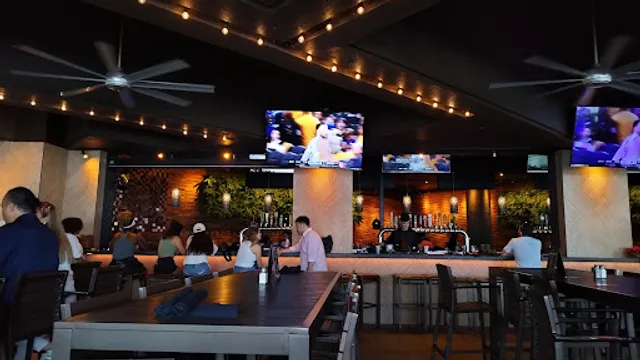 Tap 42 Craft Kitchen & Bar - Boca Raton