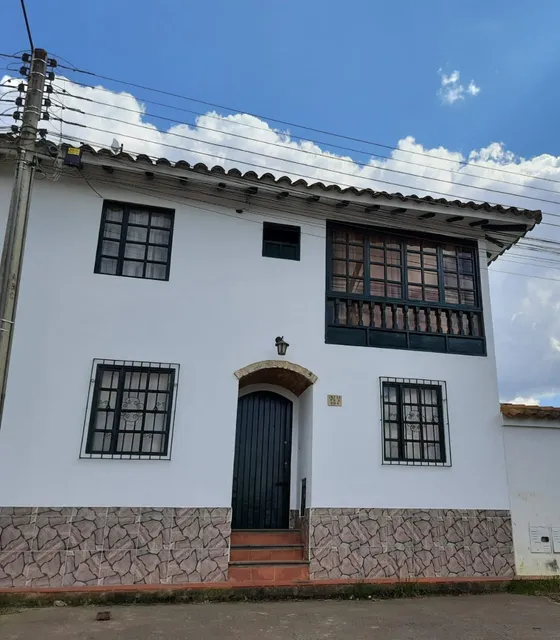 Aparta hotel el refugio de María (Cra 6A 7A-42)