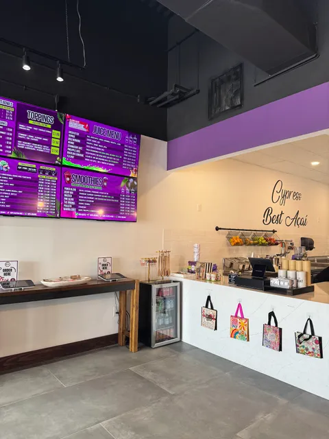 Açaí Brasil, Cypress