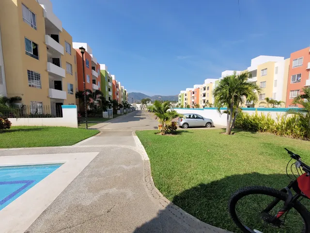 Departamentos en renta manzanilla