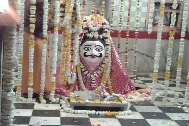 Shri Rangeshwar Mahadev Sirsama Bagichi, Mathura