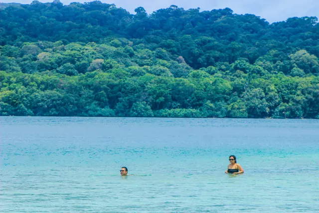 Pantai Pulau Peucang