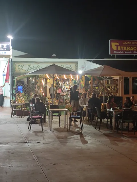 El Jardin De La Abuela