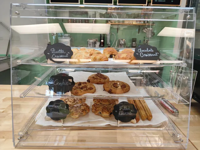 Express Cafe & Bakery