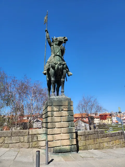 Statue of Vímara Peres