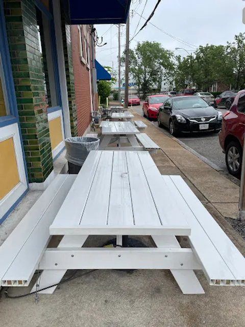 Adriana's On the Hill