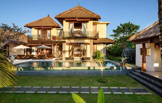 Balangan Beach Villa