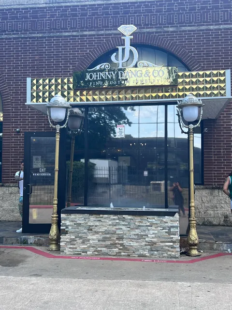 Johnny Dang and Co - Flagship