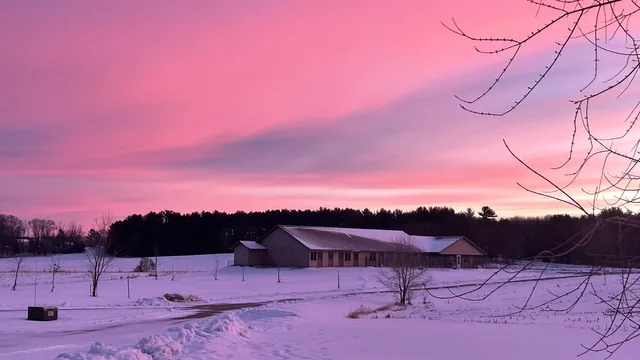 Whistling Winds Animal Getaway