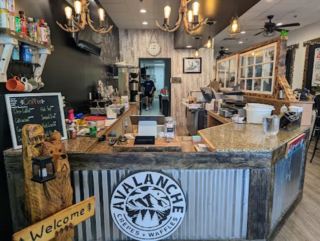 Avalanche Crepes & Waffles