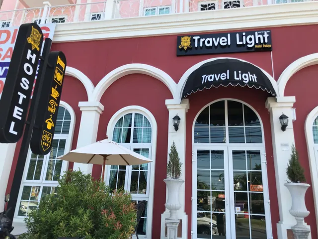 Travel Light Hostel Pattaya