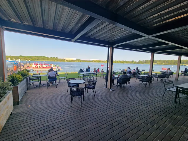 Benugo Bar & Kitchen at Willen Lake