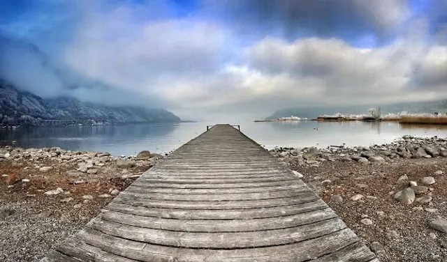 Reuss Delta Badi and fireplaces