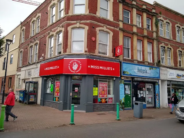 Miss Millie’s – Chicken and Shakes