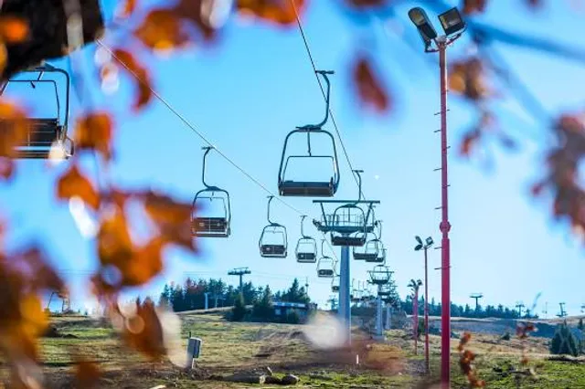Sun plateau ski slope
