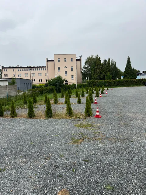 Camper Camp - Parking dla samochodów i camperów