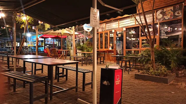 Rasuna Garden Food Street